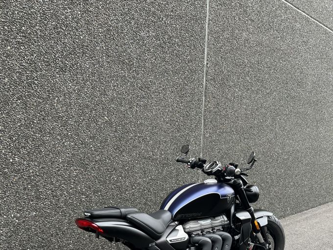 TRIUMPH ROCKET 3 R STORM 4