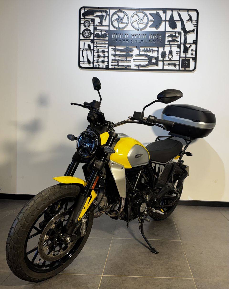 DUCATI SCRAMBLER 4