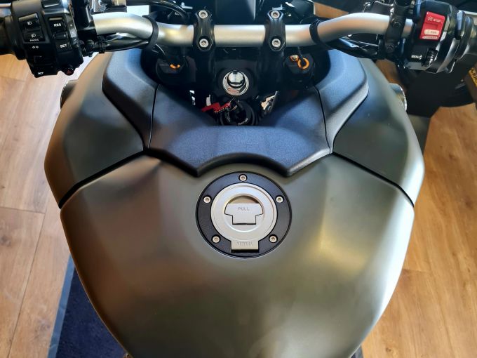 YAMAHA TRACER 900 GT 4