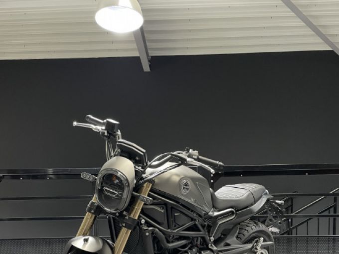 BENELLI LEONCINO 800 4