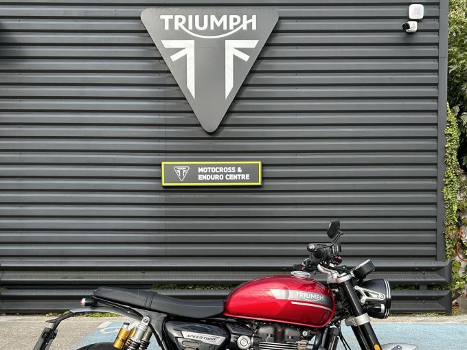 TRIUMPH SPEED TWIN 1200 4