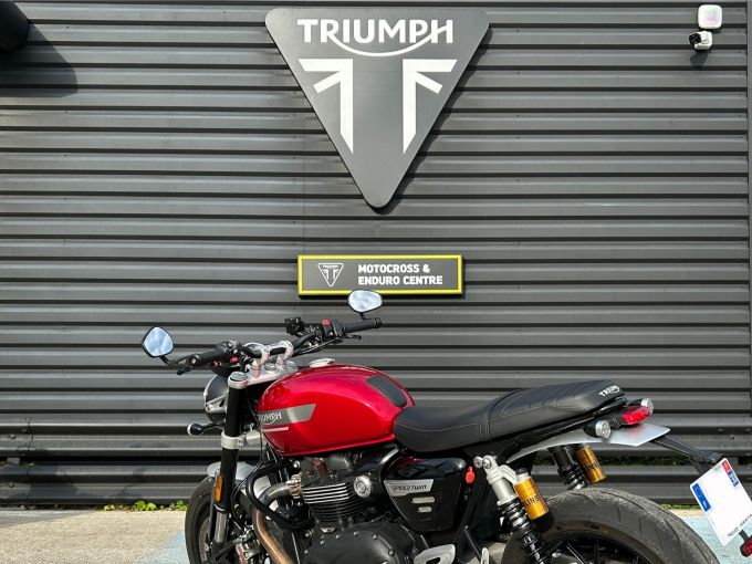 TRIUMPH SPEED TWIN 1200 4