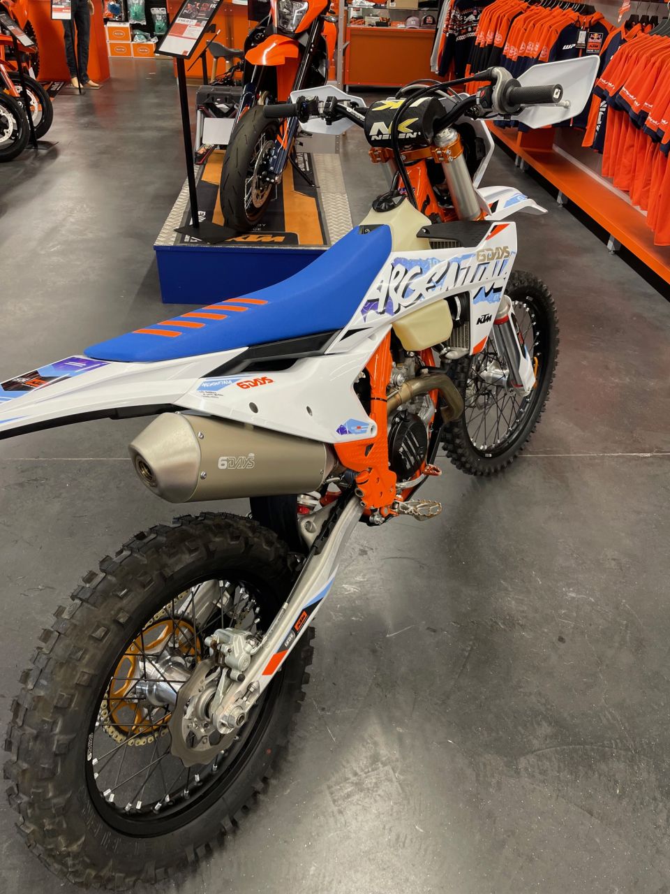 KTM 450 EXC-F SIX DAYS 4