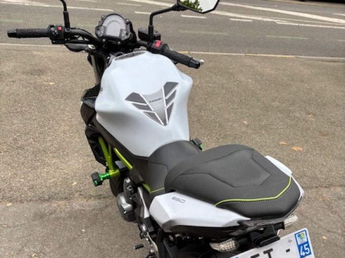 KAWASAKI Z 650 4