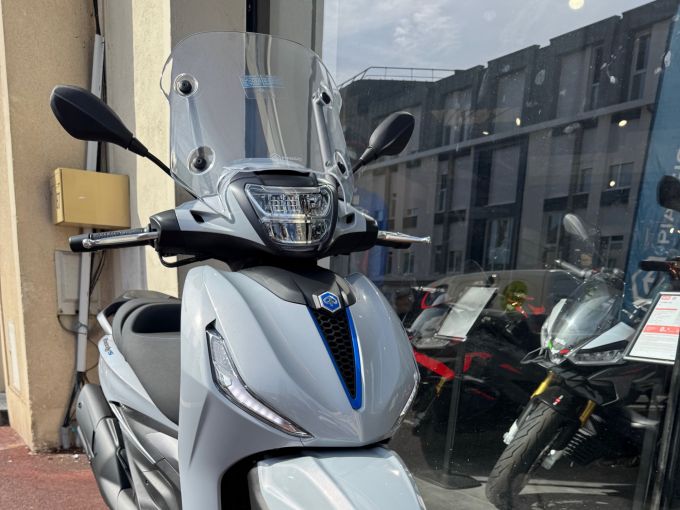 PIAGGIO BEVERLY S 400 4