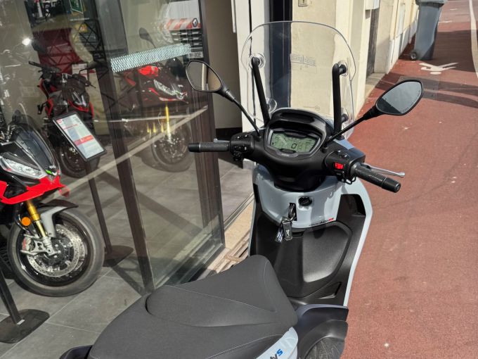PIAGGIO BEVERLY S 400 4