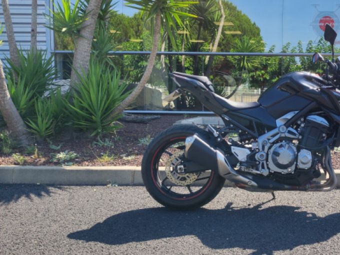 KAWASAKI Kawazaki Z900 4