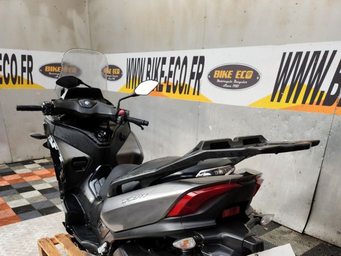 YAMAHA TRICITY 300 4