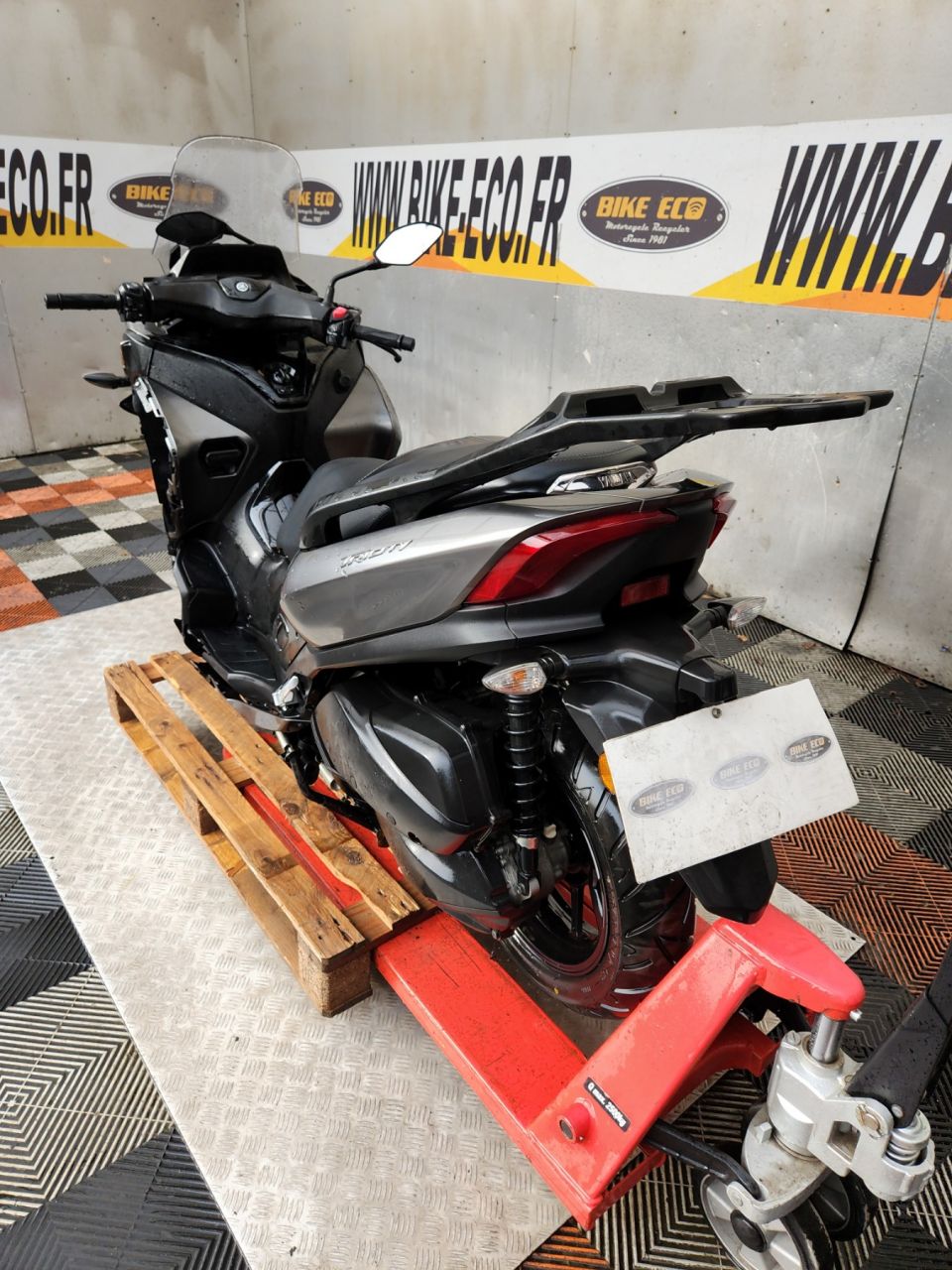 YAMAHA TRICITY 300 4