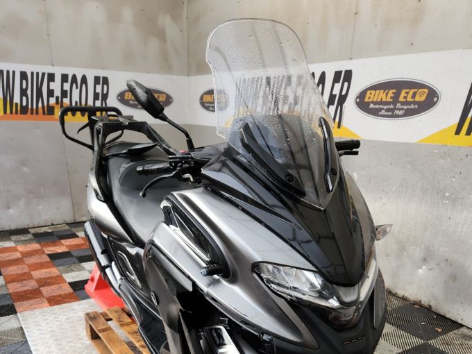 YAMAHA TRICITY 300 4