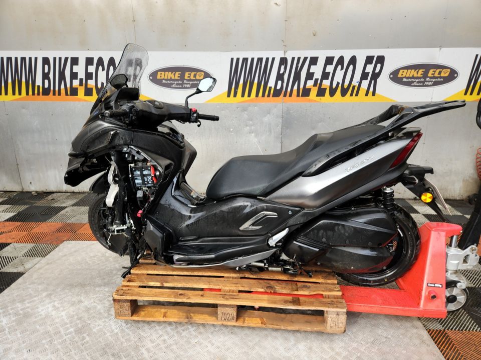YAMAHA TRICITY 300 4