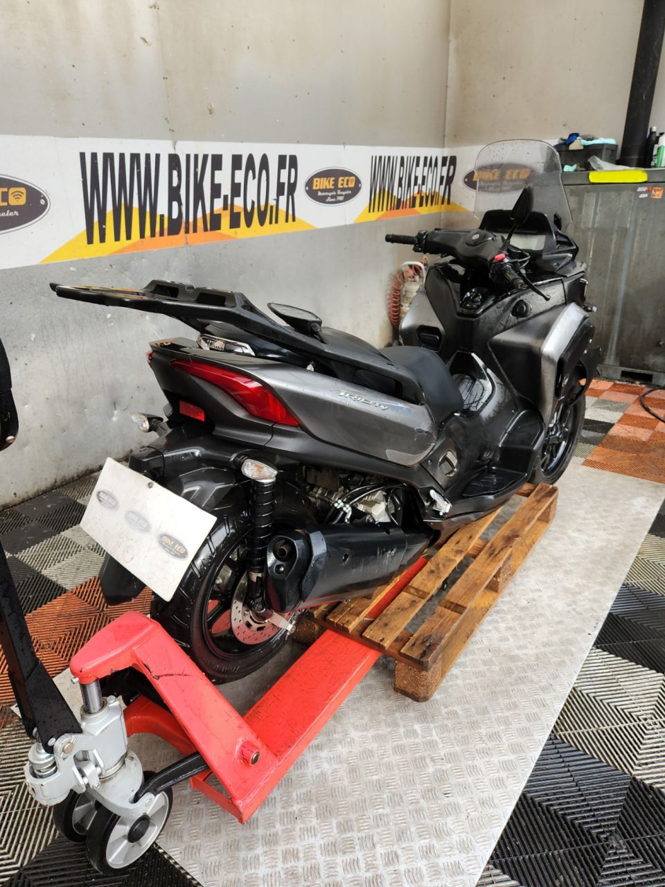 YAMAHA TRICITY 300 4