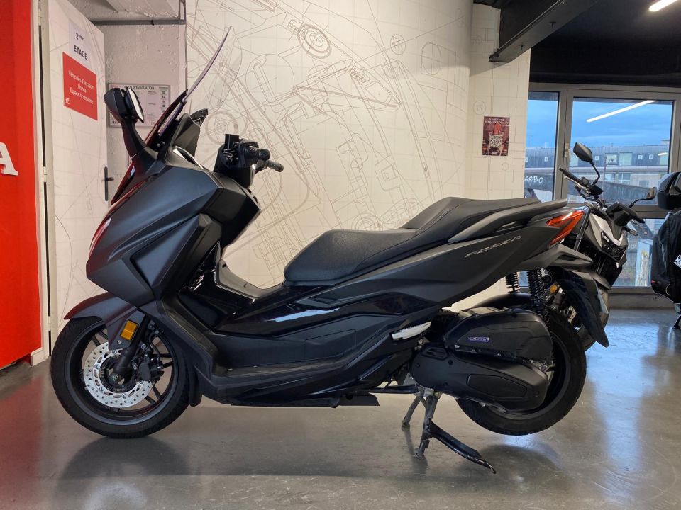 HONDA NSS FORZA 125 4