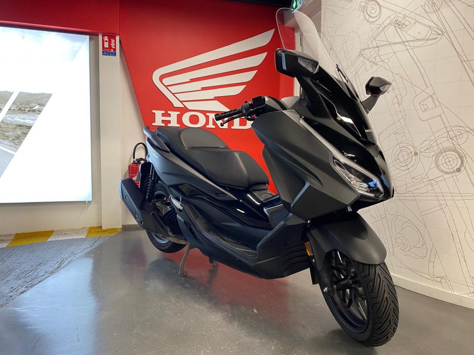 HONDA NSS FORZA 125 4