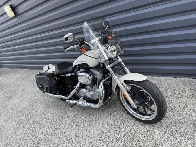 HARLEY-DAVIDSON SPORTSTER 883 LOW 4