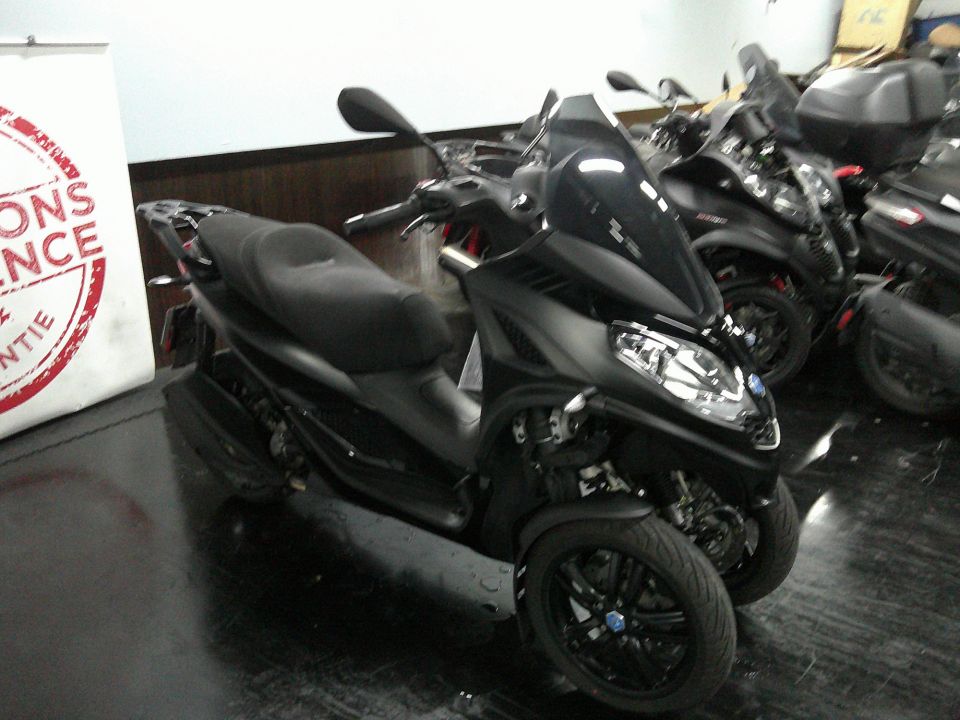 PIAGGIO MP3 300 HPE ABS ASR 4