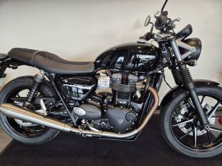 TRIUMPH STREET TWIN  900 - 2020