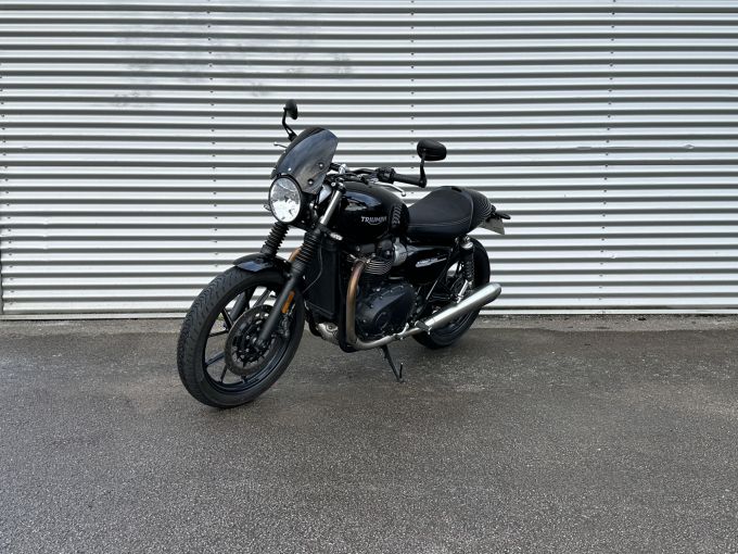 TRIUMPH SPEED TWIN 900 4