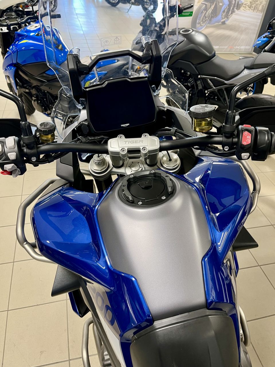 TRIUMPH TIGER 1200 GT PRO 4