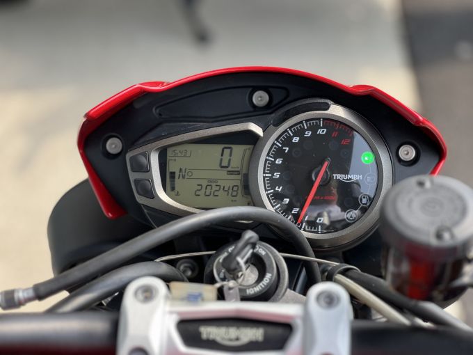 TRIUMPH SPEED TRIPLE 1050 S  4