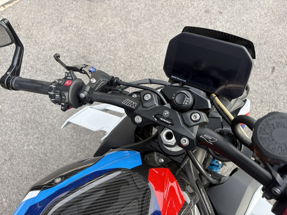 BMW M 1000R 4