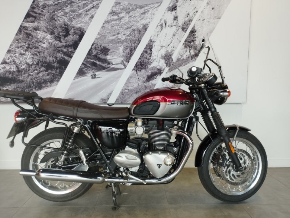 TRIUMPH BONNEVILLE T120 4