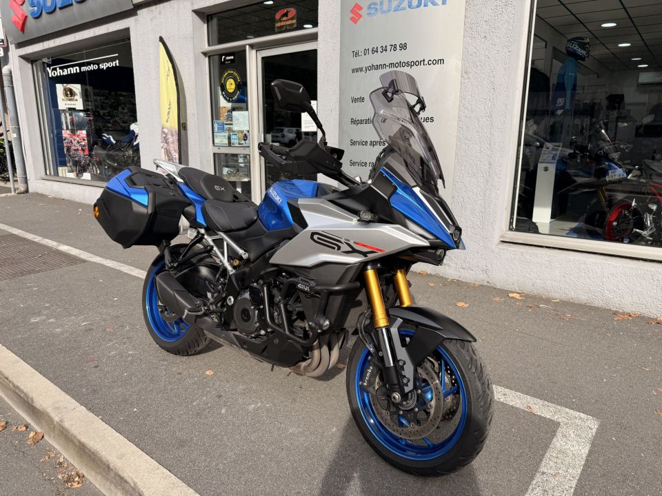 SUZUKI GSX-S 1000 GX 4