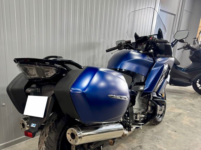 YAMAHA FJR 1300 ABS 4