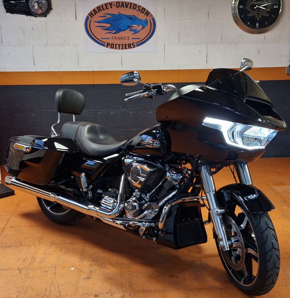 HARLEY-DAVIDSON TOURING ROAD GLIDE 1923 4