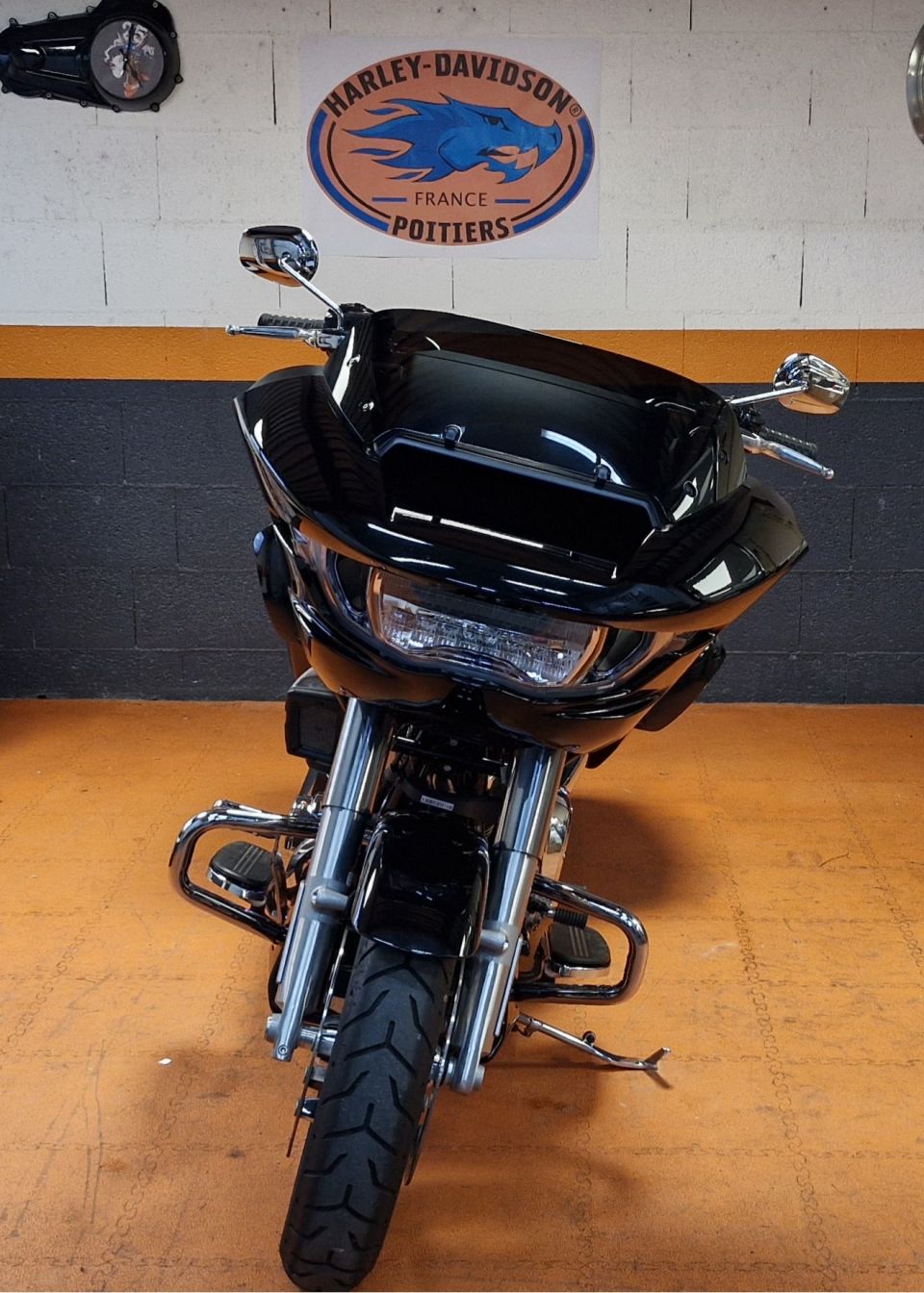 HARLEY-DAVIDSON TOURING ROAD GLIDE 1923 4