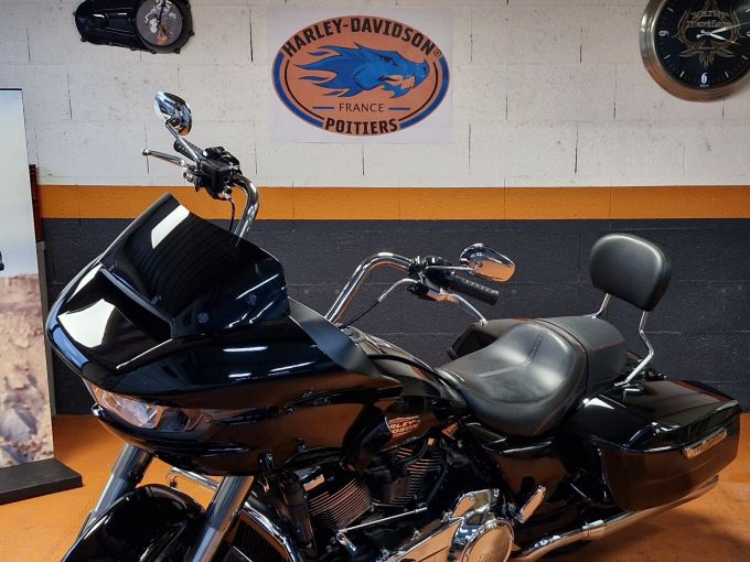 HARLEY-DAVIDSON TOURING ROAD GLIDE 1923 4