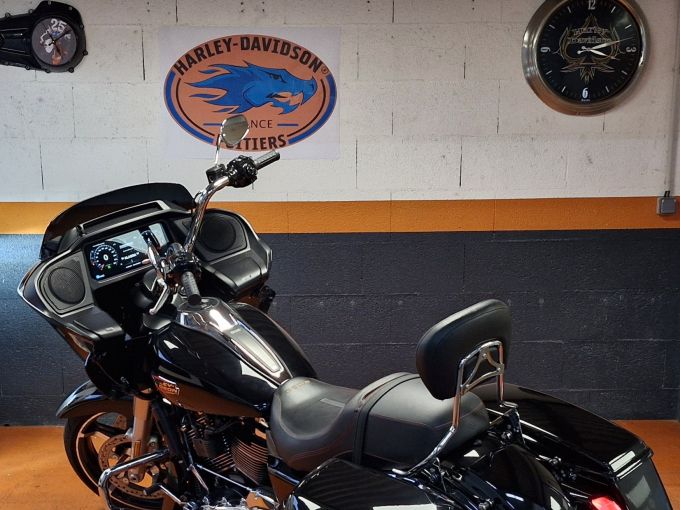 HARLEY-DAVIDSON TOURING ROAD GLIDE 1923 4