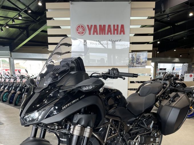 YAMAHA NIKEN 850 GT 4