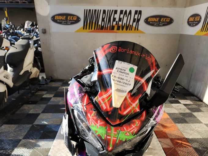 KAWASAKI NINJA 400 4
