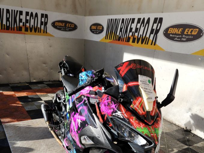 KAWASAKI NINJA 400 4