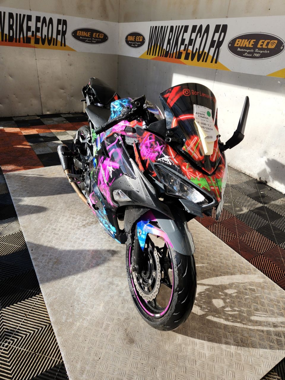 KAWASAKI NINJA 400 4