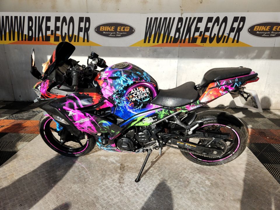 KAWASAKI NINJA 400 4