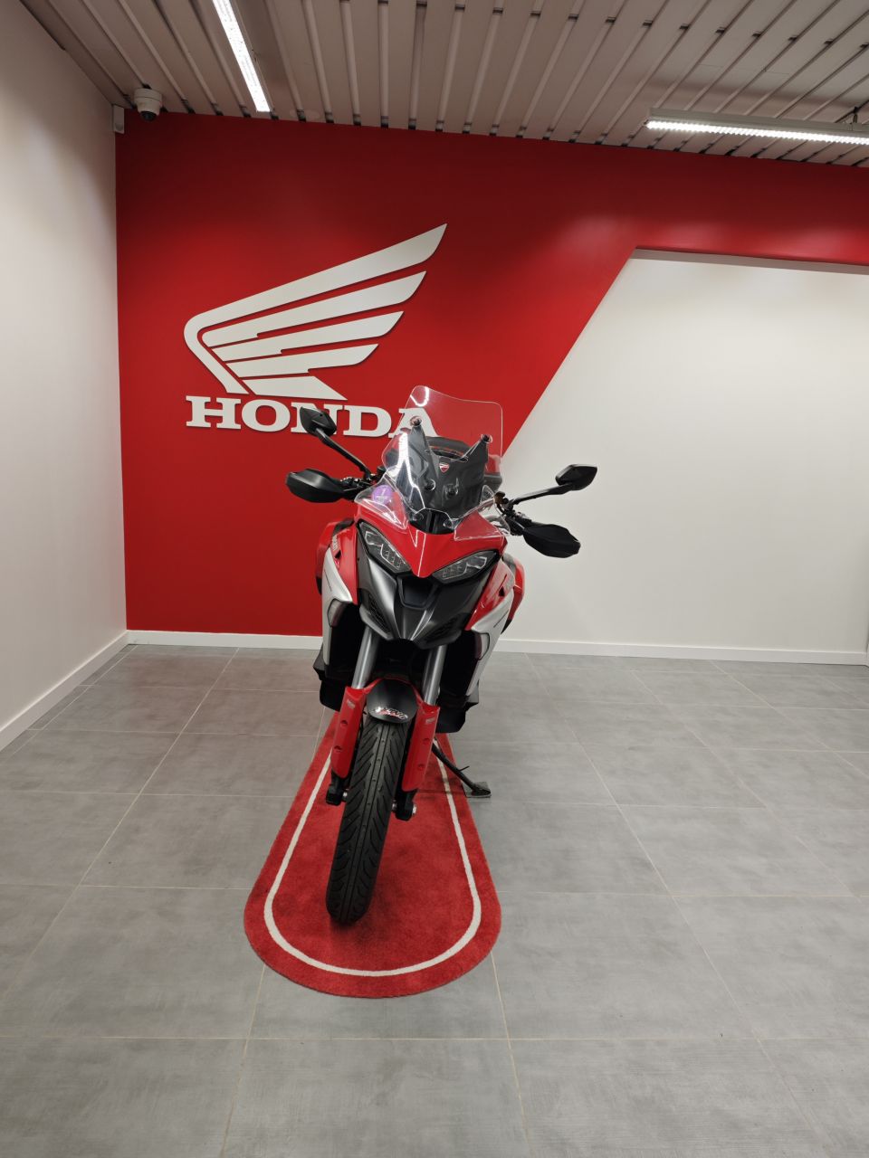 DUCATI MULTISTRADA V4 S 4