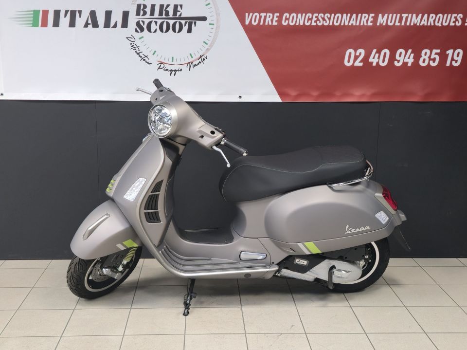 VESPA GTS SUPERTECH 125 4
