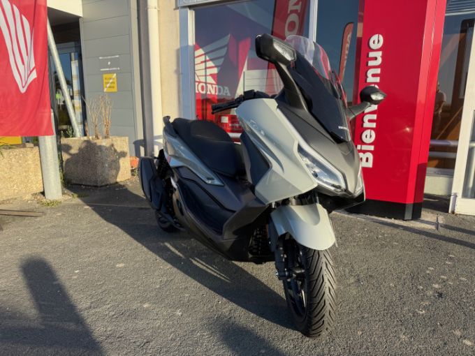 HONDA FORZA 350 4