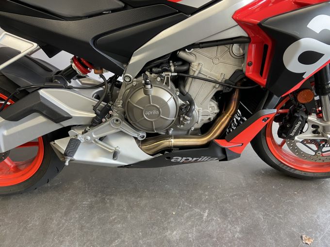 APRILIA TUONO 660 4