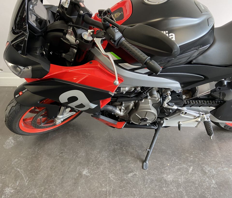 APRILIA TUONO 660 4