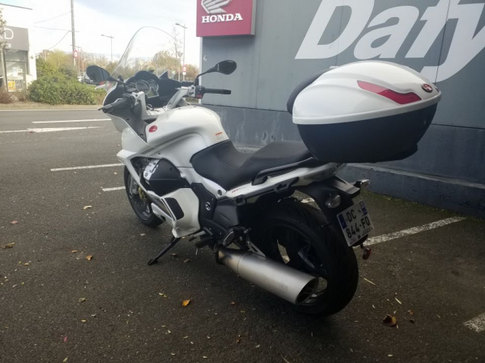 MOTO GUZZI NORGE GT 1200 4