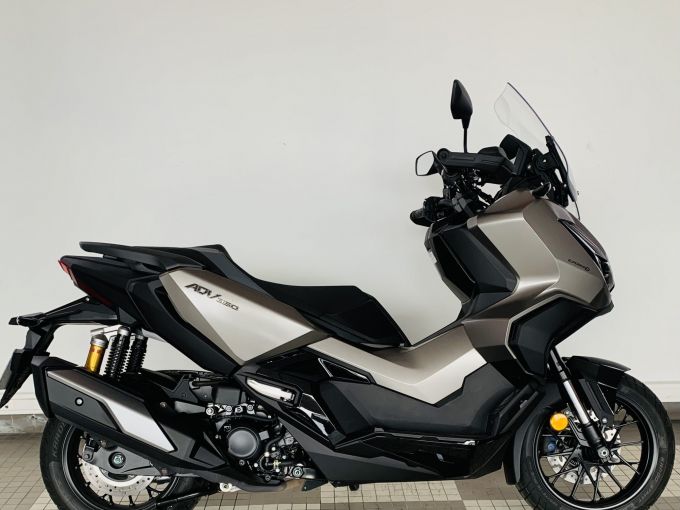 HONDA ADV 350 4