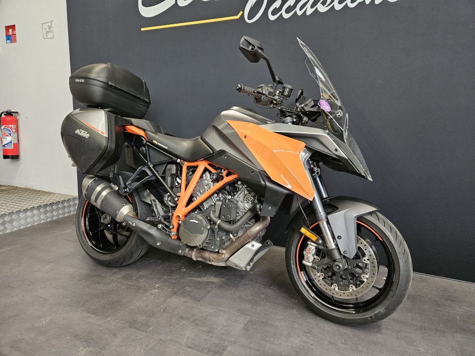 KTM 1290 SUPER DUKE GT 4