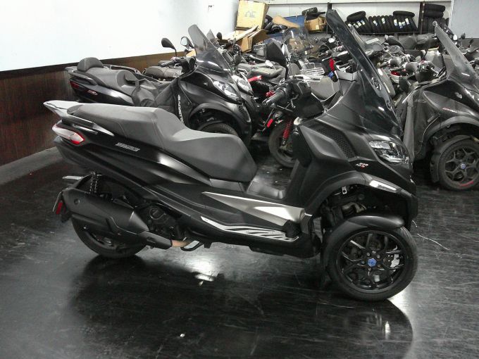 PIAGGIO MP3 530 SPORT 4
