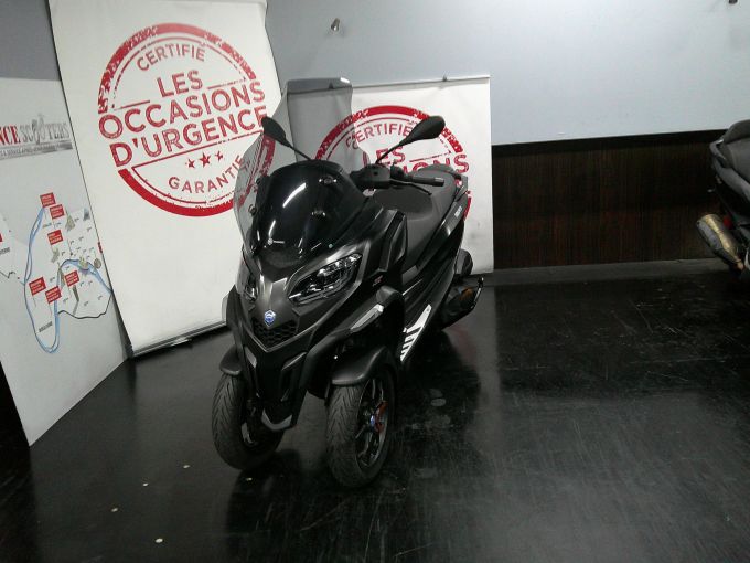 PIAGGIO MP3 530 SPORT 4