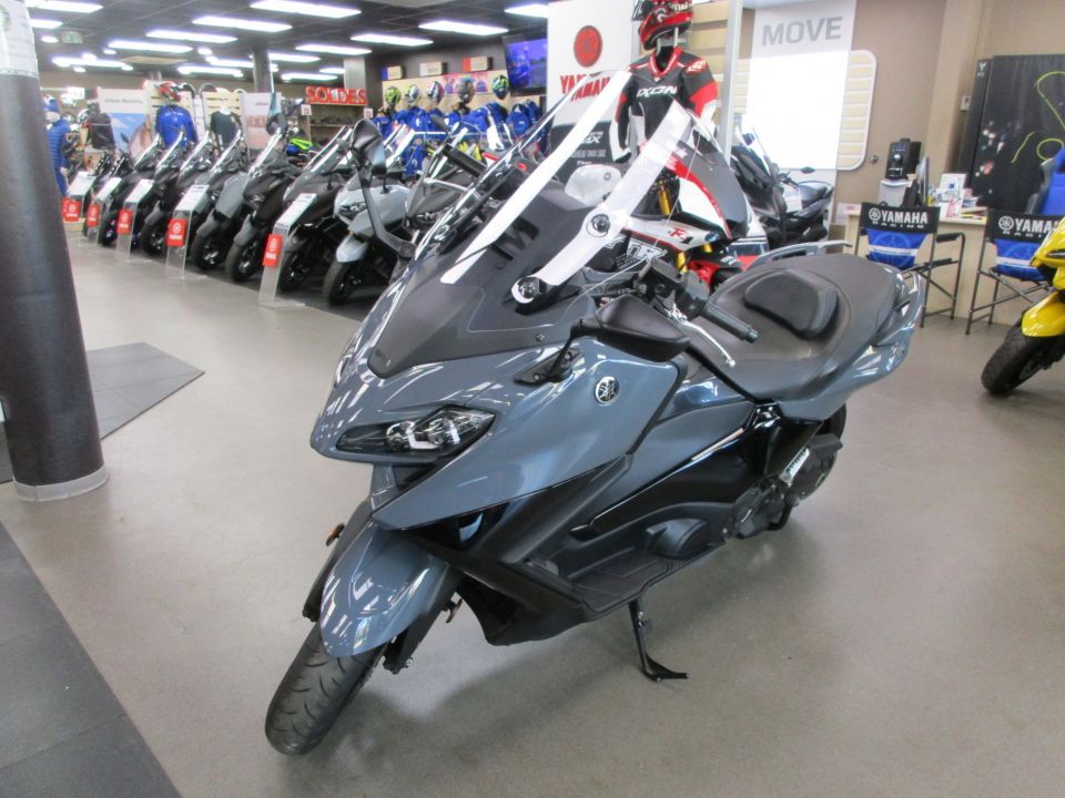 YAMAHA XP T-MAX 560 TECH MAX 4