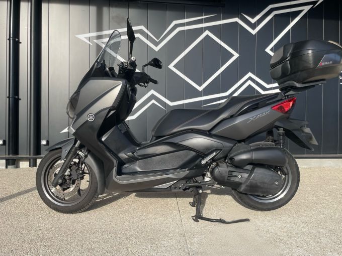 YAMAHA XMAX 125 4