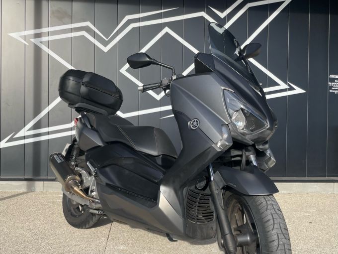 YAMAHA XMAX 125 4